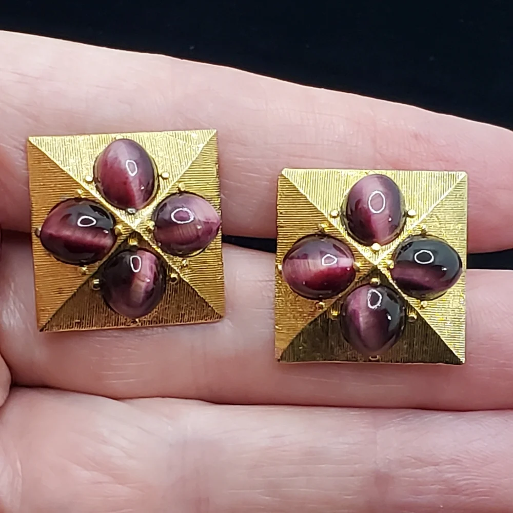 MCM Sterling Purple Cat's Eye Domed Cufflinks Elegant Gold Plated 1960's 70's